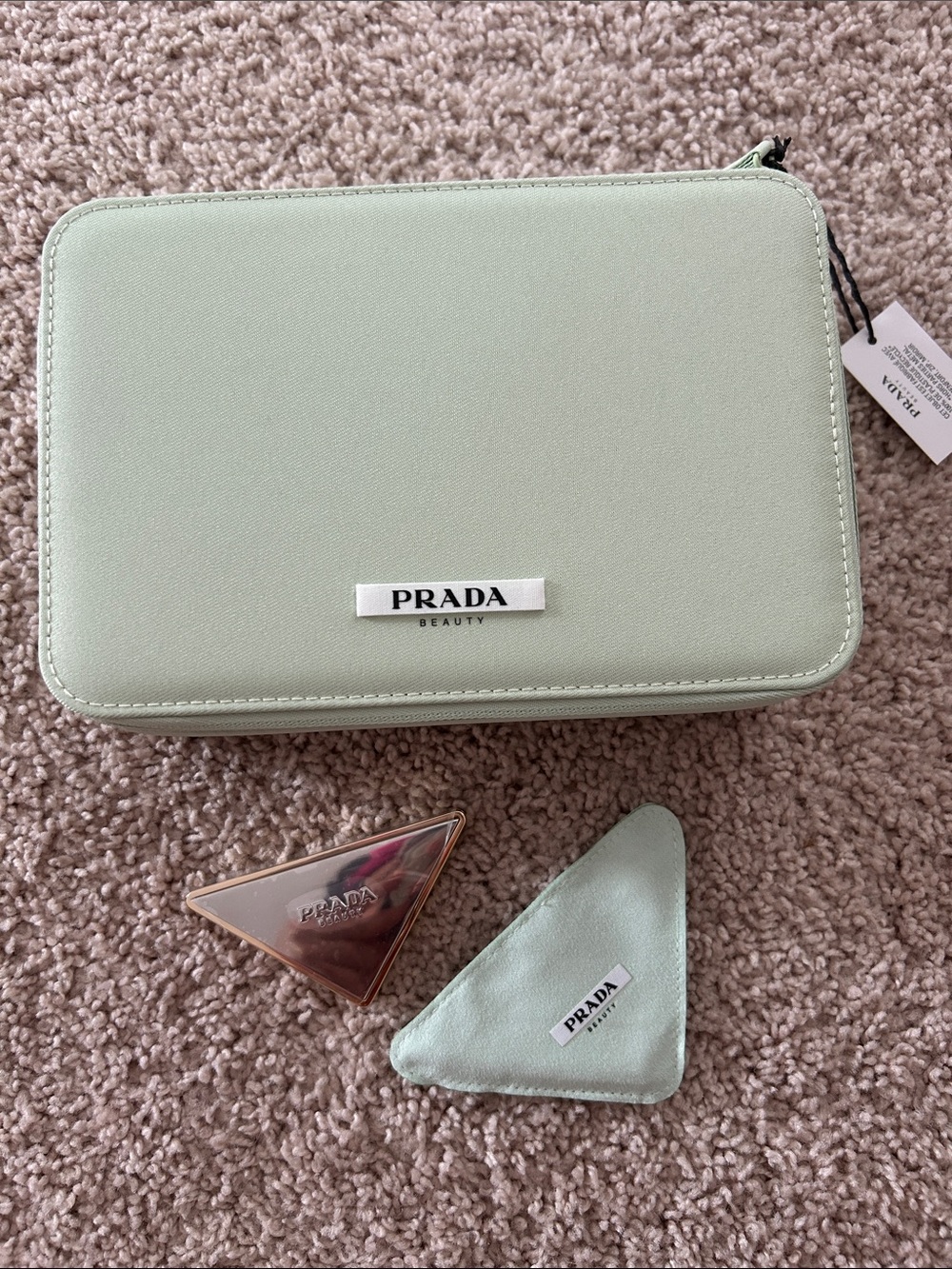 Prada beauty case & compact mirror - Picture 3 of 14